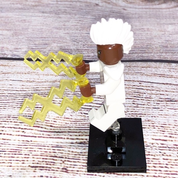 LEGO Storm Marvel Studios 2 Collectable Mini Figure - Picture 4 of 9
